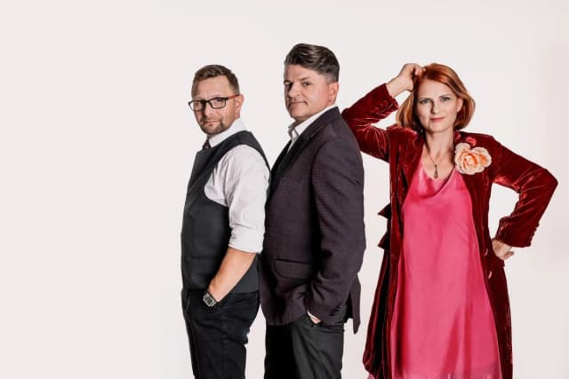 Kabaret Rewers: Historia, występy i nadchodzące wydarzenia kabaretowe Kabaret Rewers: Historia, występy i nadchodzące wydarzenia kabaretowe