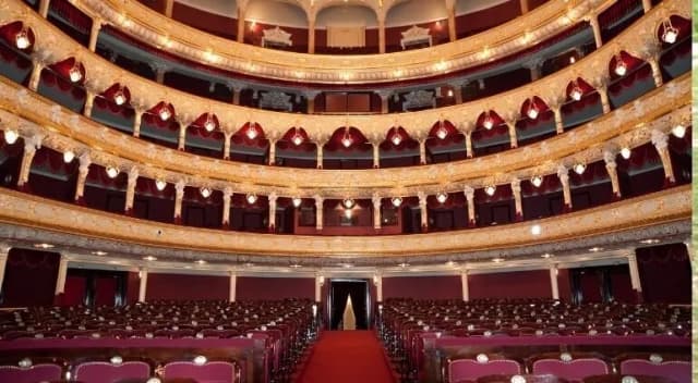 Repertuar teatrów w Poznaniu - najlepsze spektakle i daty, które musisz znać Repertuar teatrów w Poznaniu - najlepsze spektakle i daty, które musisz znać